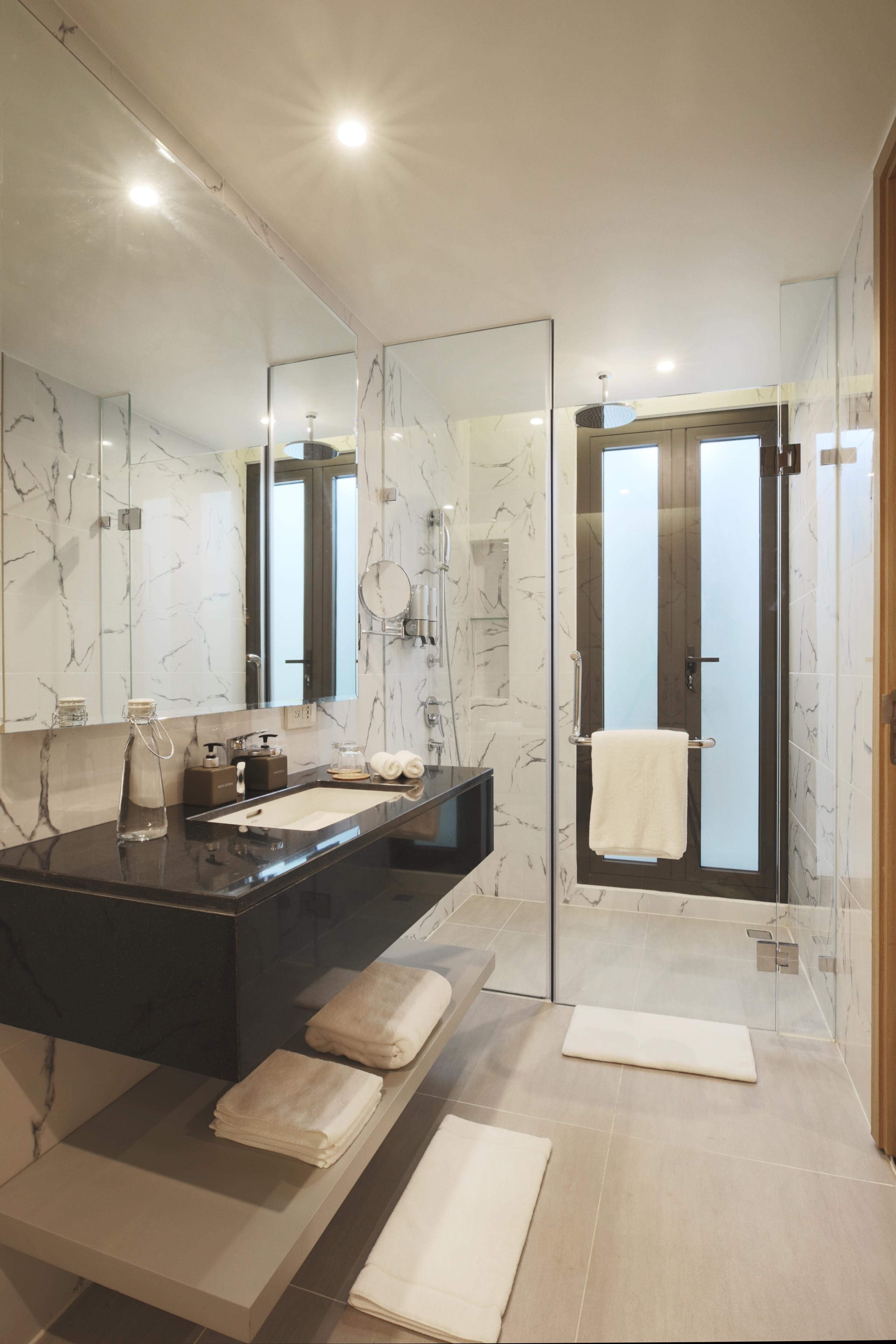 Zazz Urban Khách sạn 4*