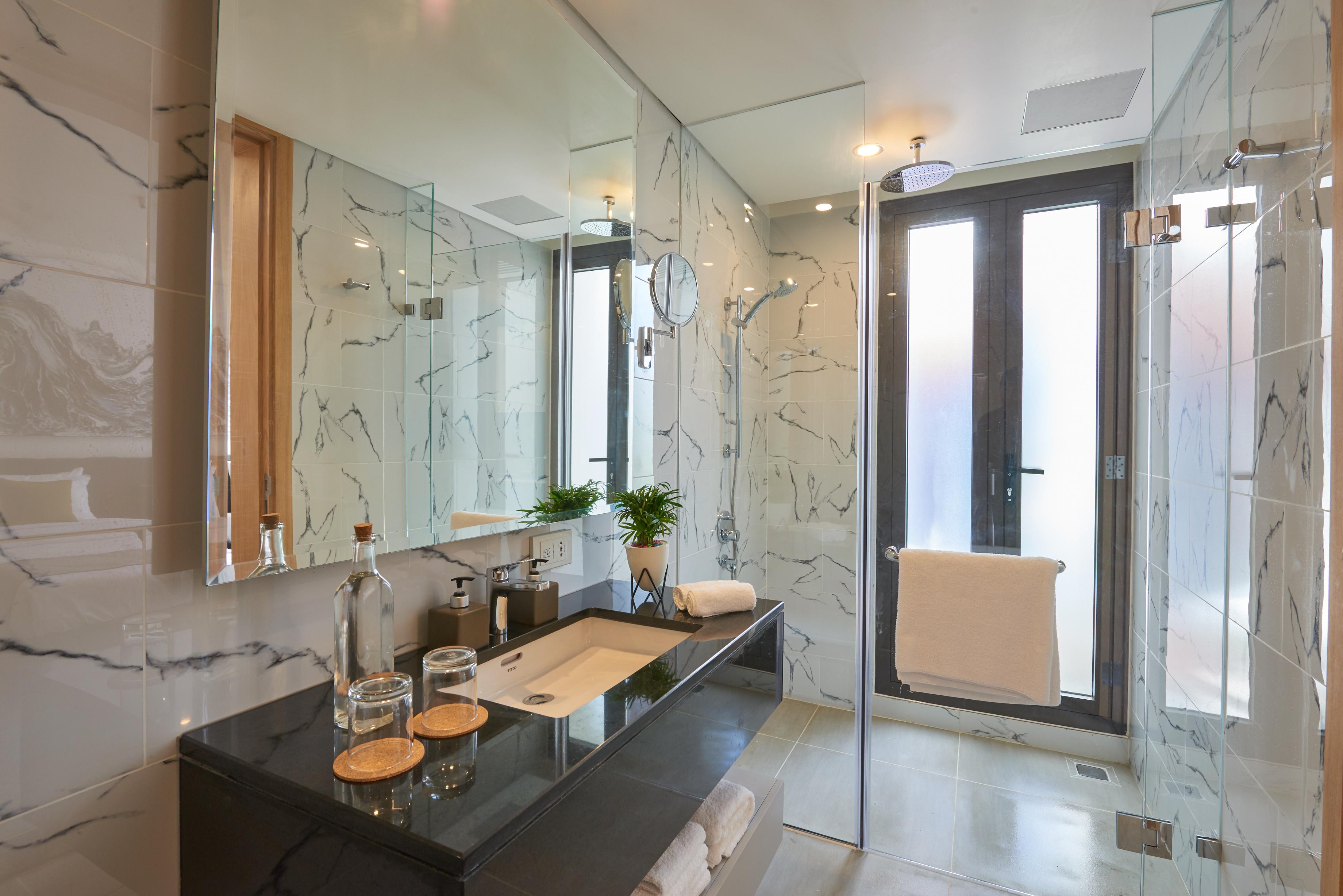 Zazz Urban Khách sạn 4*